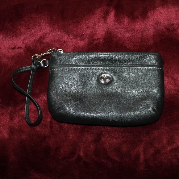 Black coach small wristlet - Picture 1 of 4
